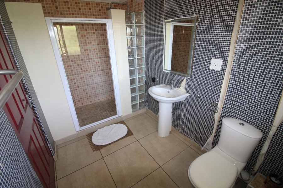 15 Bedroom Property for Sale in Langenhovenpark Free State